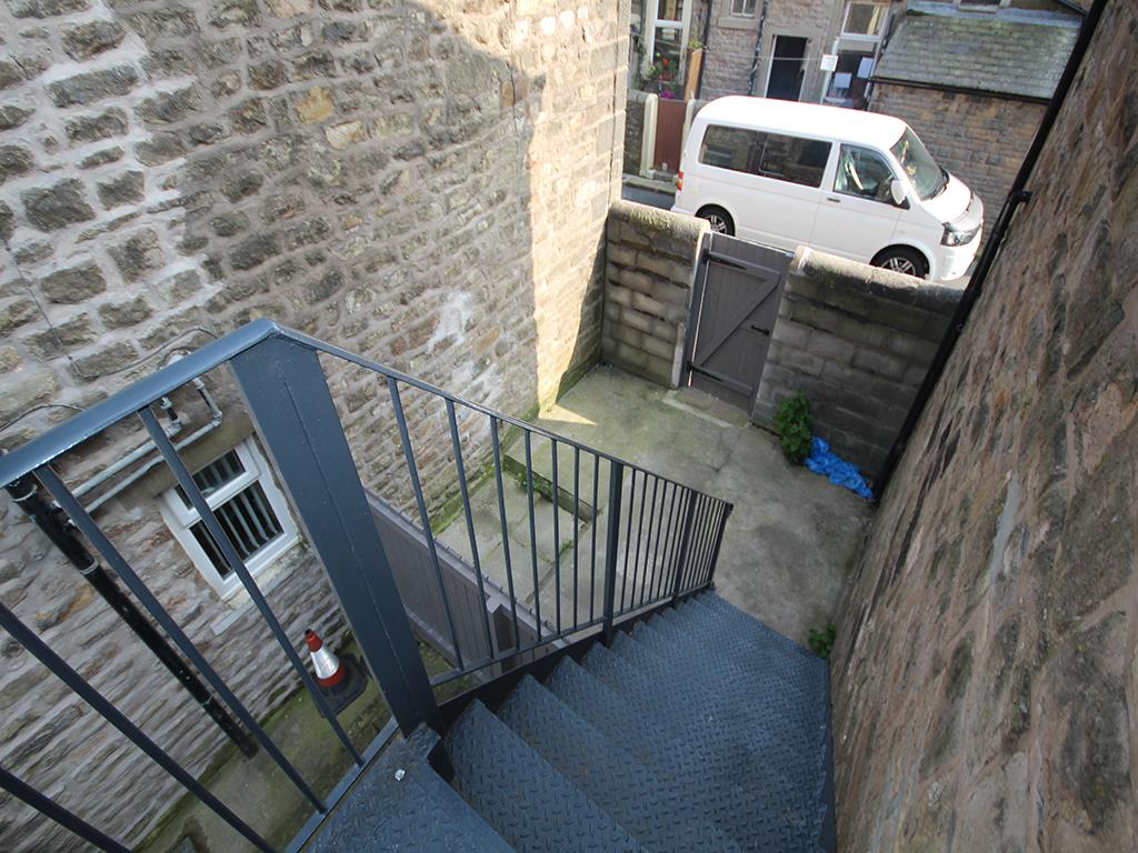 1 bedroom flat To Let in Barnoldswick - 2016-09-15 13.48.16.jpg